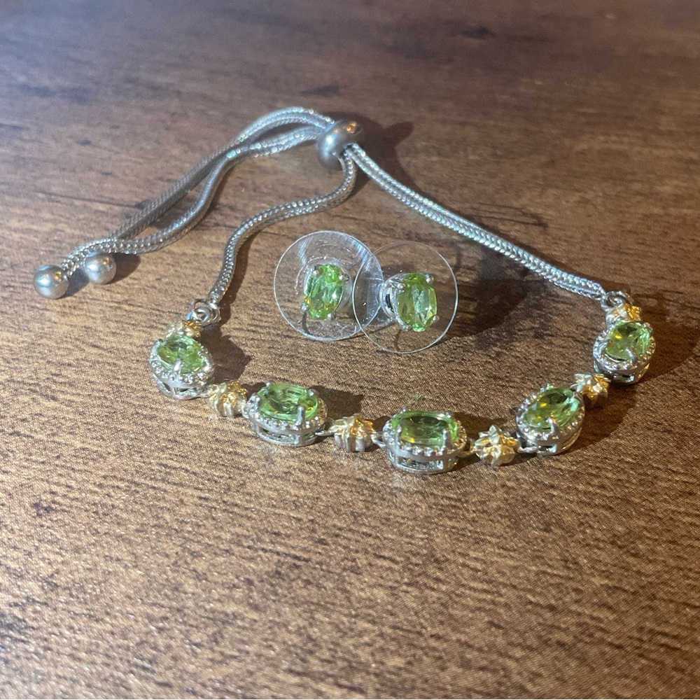 Elegant Kari Peridot Solitaire Stud Earrings & Bolo Bracelet Jewelry Set